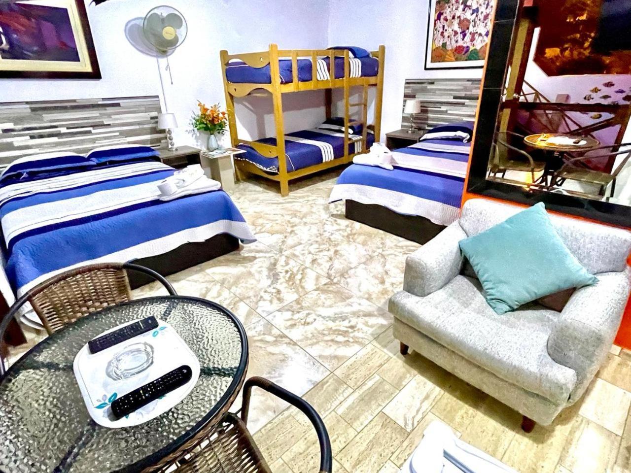Hostal Ocean Pacifico 蓬塔内格拉 外观 照片