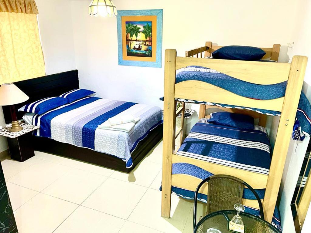Hostal Ocean Pacifico 蓬塔内格拉 外观 照片