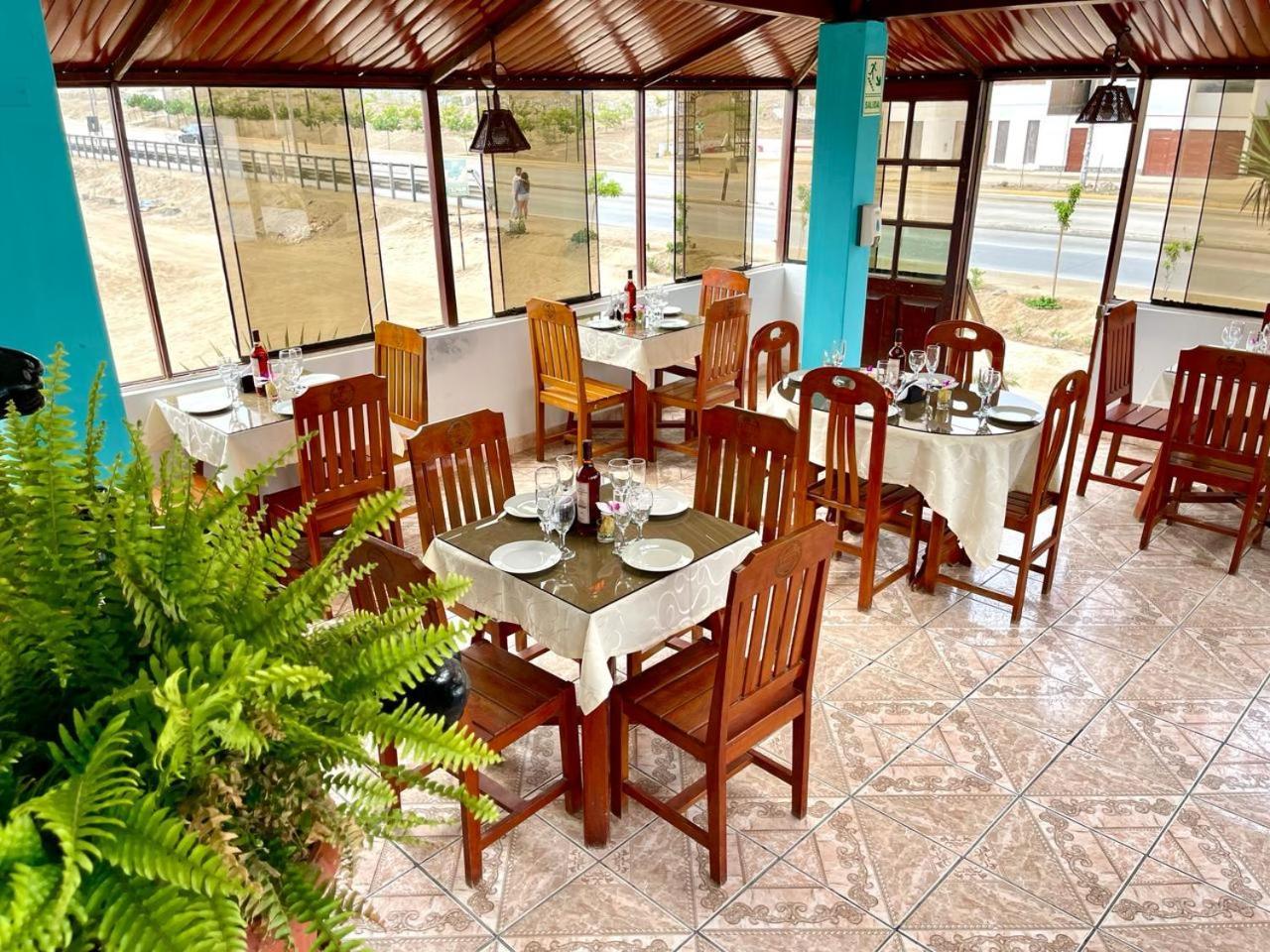 Hostal Ocean Pacifico 蓬塔内格拉 外观 照片