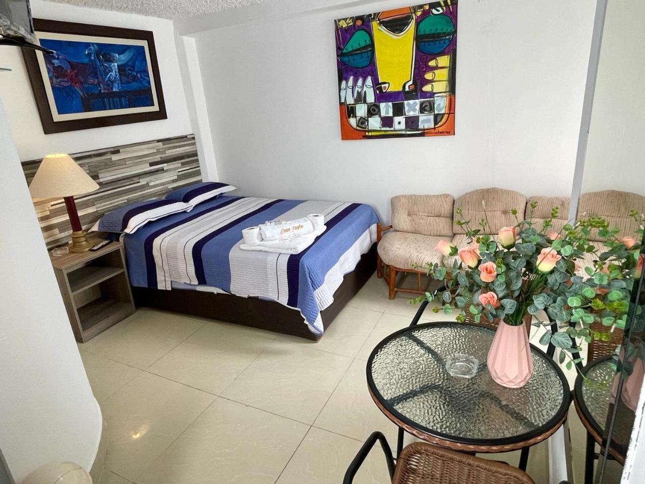 Hostal Ocean Pacifico 蓬塔内格拉 外观 照片