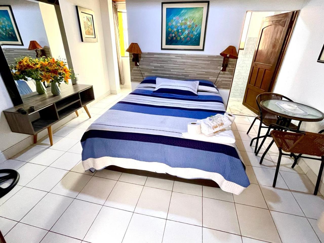 Hostal Ocean Pacifico 蓬塔内格拉 外观 照片
